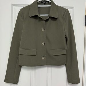 Amanda & Chelsea Piqué Short Jacket - Green - Medium